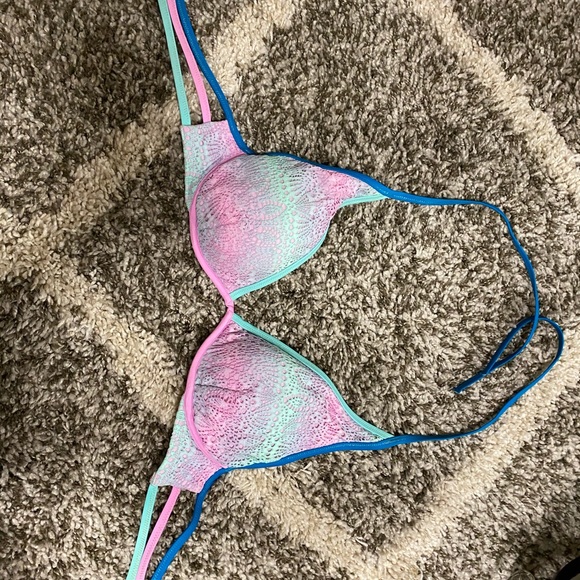 Victoria’s Secret cool ombré halter bikini top - Picture 1 of 3
